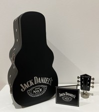 Jack Daniel’s Guitar case With Bottle Topper