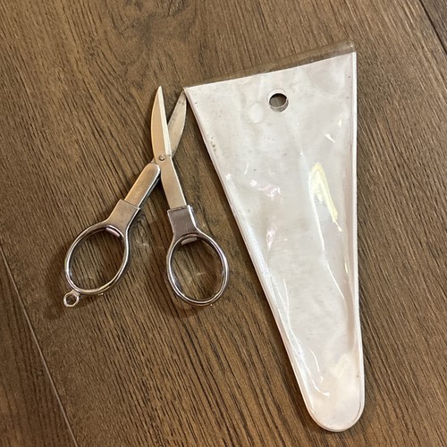 Vintage foldable scissors - vintage, hong