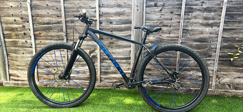 Carrera hellcat 29in large - carrera,
