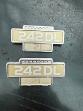 Volvo 242dl fender emblems