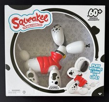 SQUEAKEE The Balloon Dog