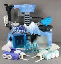Imaginext DC Super Friends MR & MRS FREEZE HEADQUARTERS & VEHICLES action figure