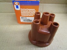 SKODA 105 & ESTELLE  FAVORIT