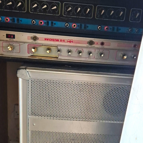 Musician pa speaker - v-s,