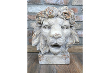 7KG Huge 44cm Lions Head