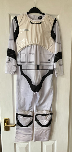 Star wars storm trooper - star,