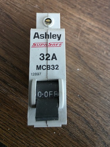Ashley amp type - m6, mcb