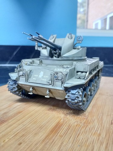 M42 duster model tank kit - 1/35,