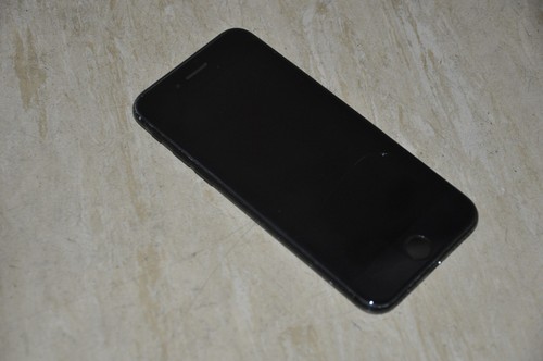 Apple iphone black a1778 - -,