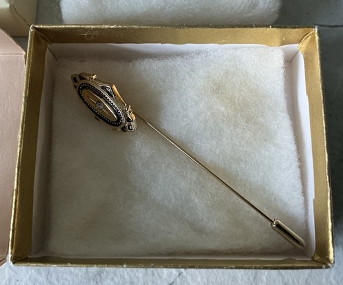 Vintage avon stick pin gold - avon,
