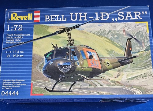 Revell scale bell uh - 1:72,