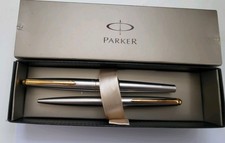 VINTAGE PARKER 45 FLIGHTER DELUXE GT FOUNTAIN  M NIB & BALLPOINT SET.Black jewel