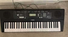 Yamaha EZ-220 Digital Keyboard