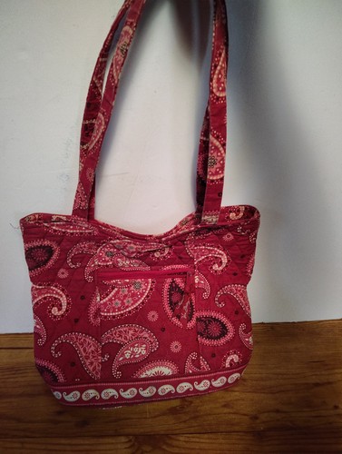 Vera bradley mesa red paisley - vera,