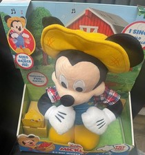 Mickey Mouse Singing E-I-Oh