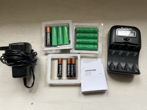 Uniross aaa aa battery - aa,