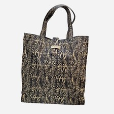 Paul’s Boutique zebra print