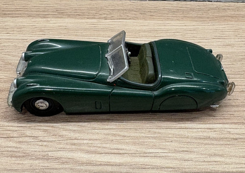 Corgi classics jaguar - classics,