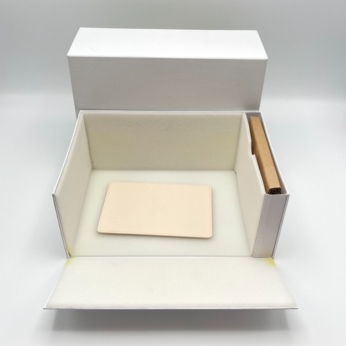 Genuine omega white outer box - genuine,
