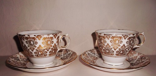 Colclough tea cups - x, &