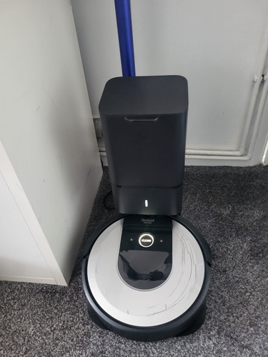 Robot roomba vacum - roomba, i7+