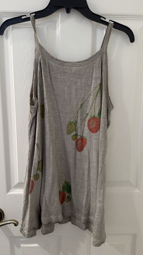 Nwt magnolia pearl strawberry - magnolia,