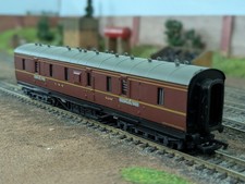 Bachmann 34-327 50' Parcel Van31250 In LMS Crimson