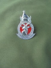 Unissued Rhodesian Army Rhodesian Defence Regiment RDR Cap / Beret Badge UDI