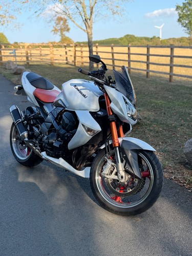 Kawasaki z1000 - kawasaki,