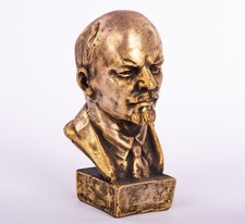 Vladimir Lenin bronze statue