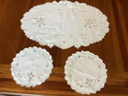 Pretty vintage retro linen - vintage/retro,