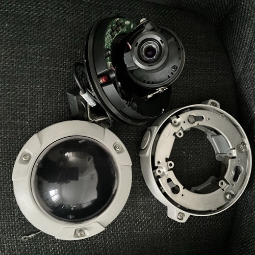 Pelco is50 dwsv8sx color cctv - color,