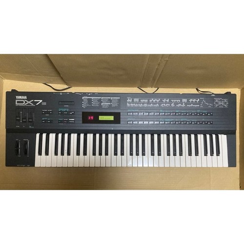 Yamaha dx7s synthesizer - yamaha,