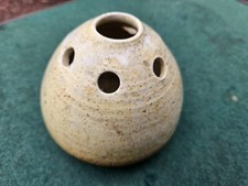 iden pottery flower  frog vase  studio pottery