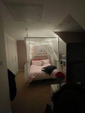 4 double poster bed with curtains