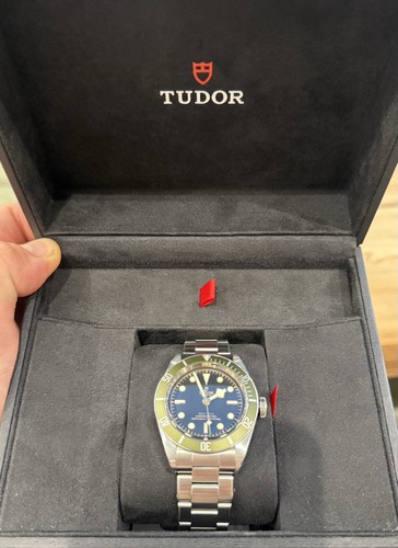 Tudor black bay harrods - black,