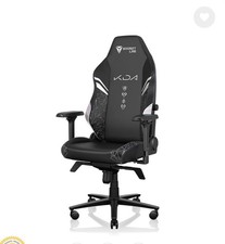 KDA All Out Secretlab Titan