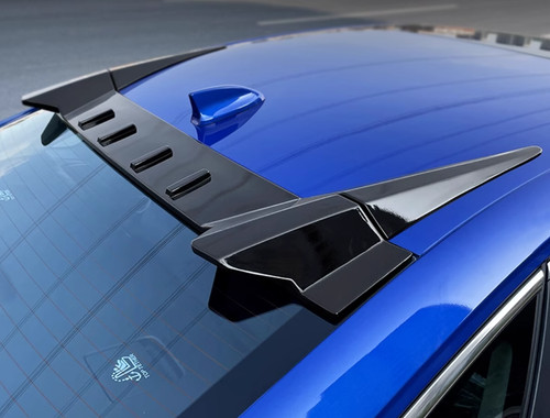 Glossy black rear roof - black,
