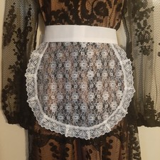 Small white lace apron pinny