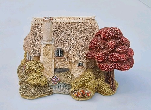 Lilliput lane butterwick - lilliput,