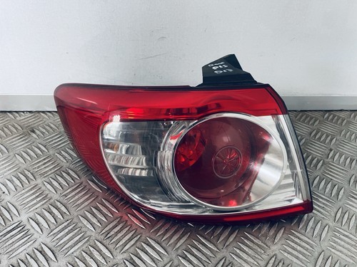 Hyundai santa taillight - santa, fe
