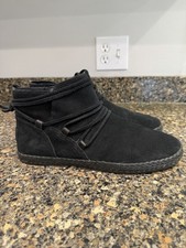 UGG Rianne Suede Ankle Boots