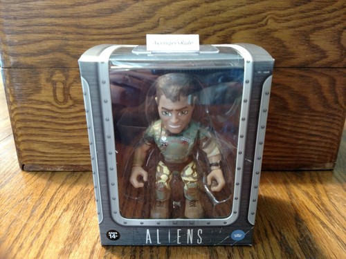 Aliens the loyal - the, subjects