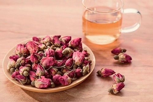 Naturally grown rosebud rose - naturally,
