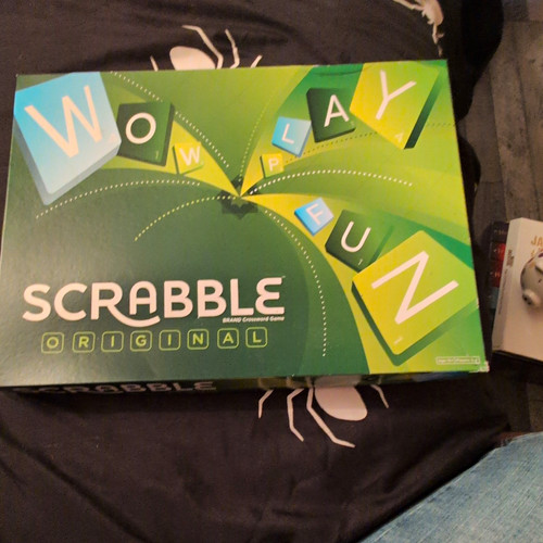 Mattel scrabble original board - scrabble,
