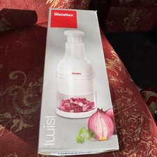 Metaltex Twist Onion Chopper Vegetable Dicer, Slicer, Food Cutter Kitchen Gadget
