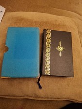 Collins King James Holy Bible Illustrated black,  Gold Edges, boxed