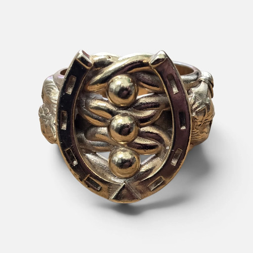 9ct yellow gold horse shoe