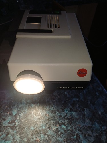 Leica p150 slide projector - slide,