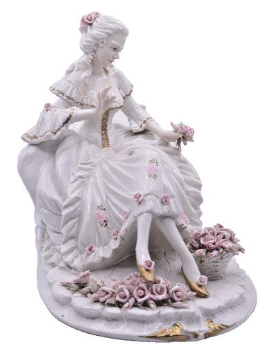 Large lady capodimonte - large,